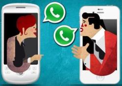casal falando via WhatsApp